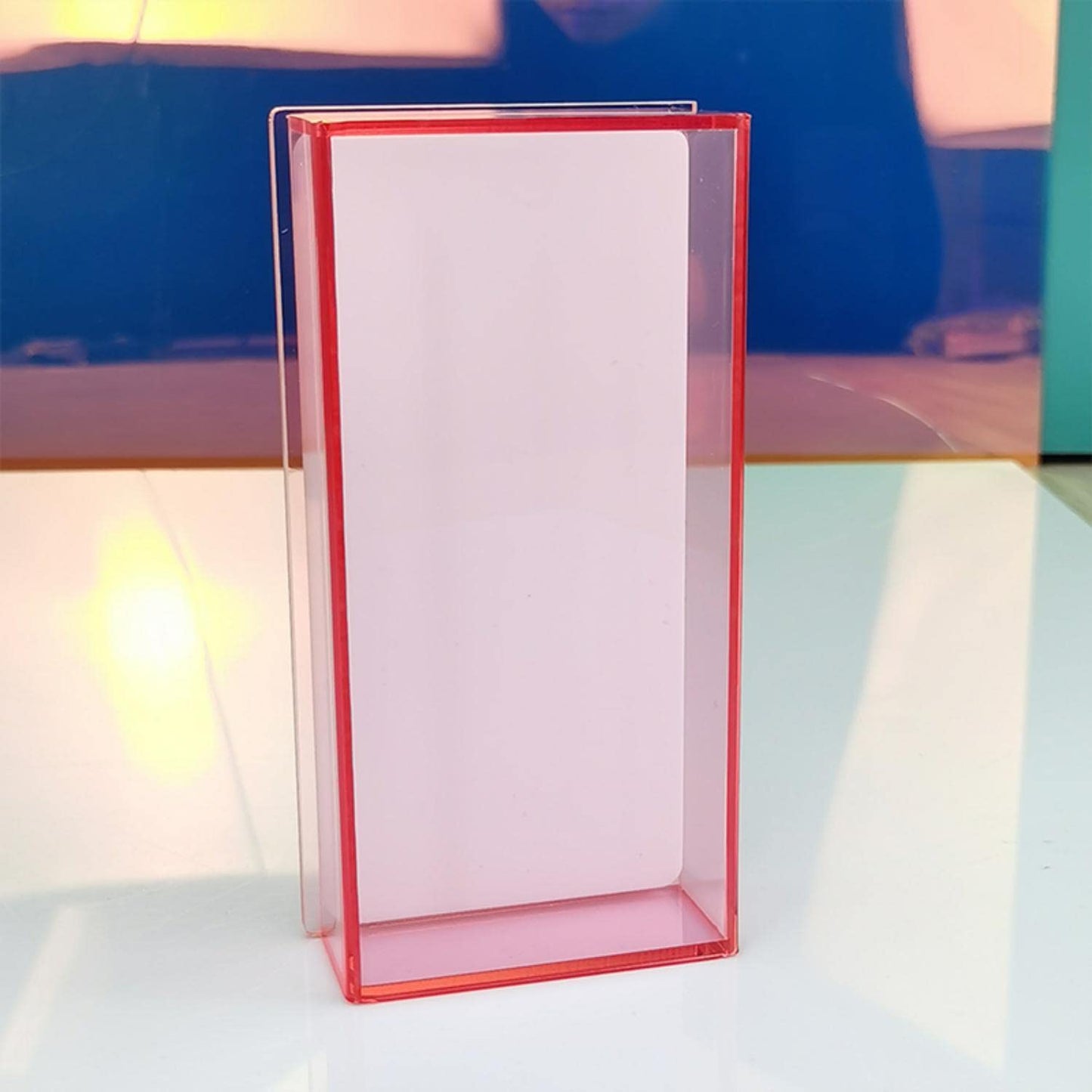 Eyelash Grafting Pallet with Cover, Dust-proof Acrylic Lash Tile holder, Eyelash Extensions Storage Gasket Pads (Transparent Pink S)