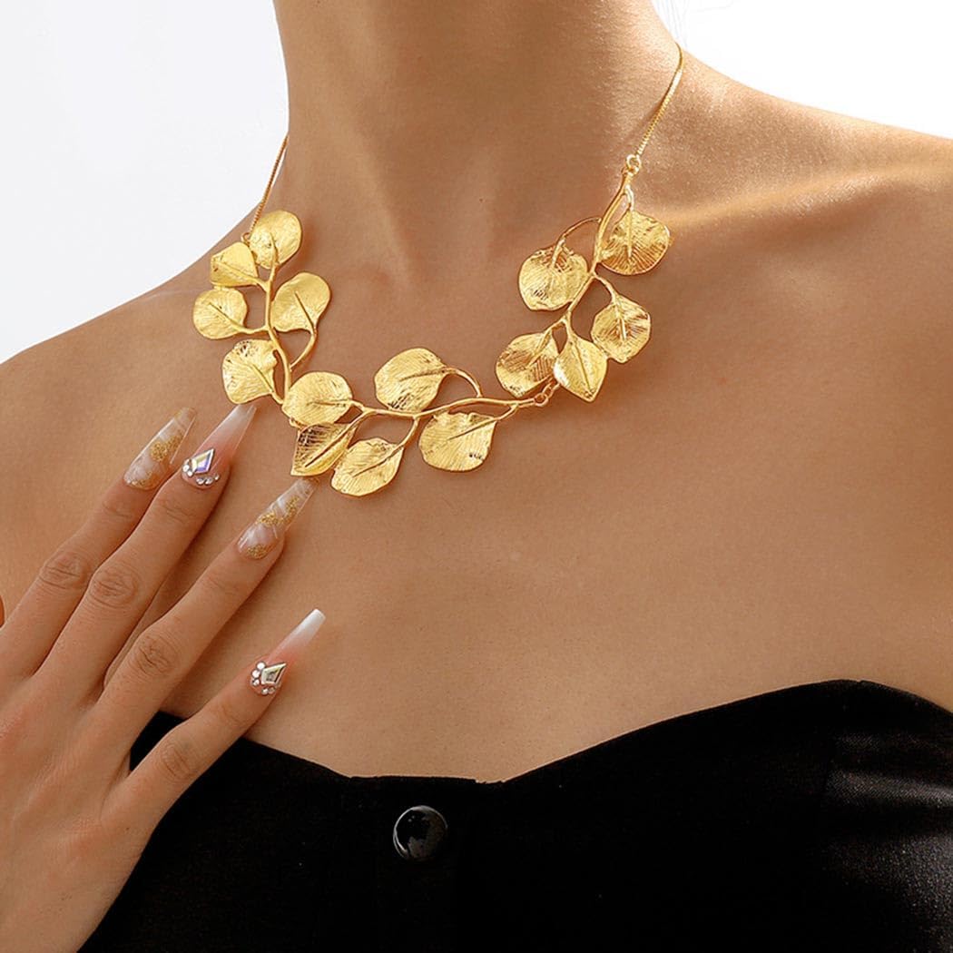 Jovono Boho Necklaces Gold Leaf Pendant Necklace Chain Dainty Leaves Necklace Chain for Women