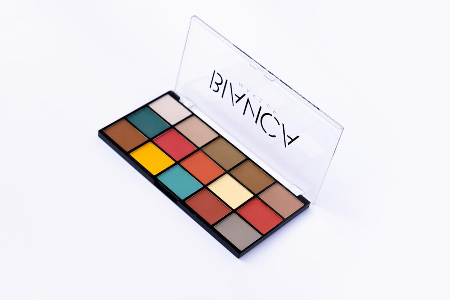 15 Colors Eyeshadow Palette | Versatile Range for Unlimited Eye Looks. (Vintage)