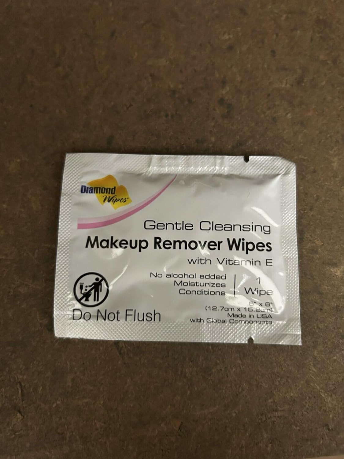 Diamond Wipes Face Cleansing and Waterproof Makeup Remover Wipes, Case of 500 Wipes, Alcohol Free Wipes with Vitamin E