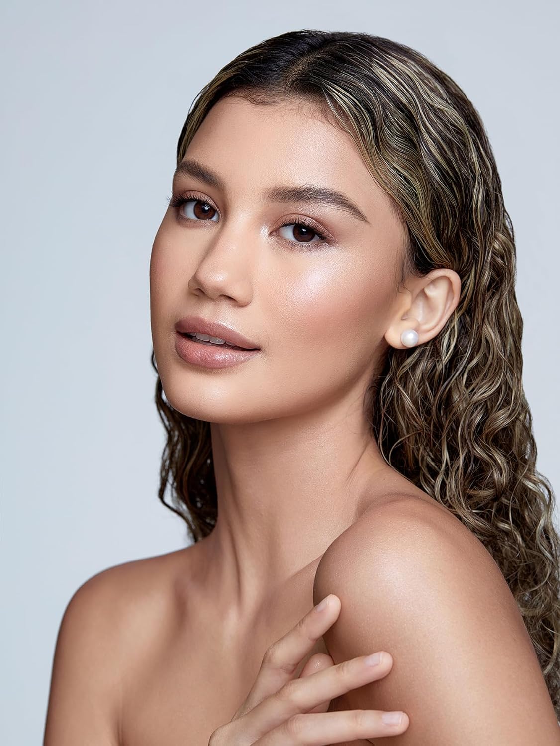 SHEGLAM Cream Highlighter Stick Long Lasting Brightening Non-Caking Highlighter Makeup - Bellini Brunch