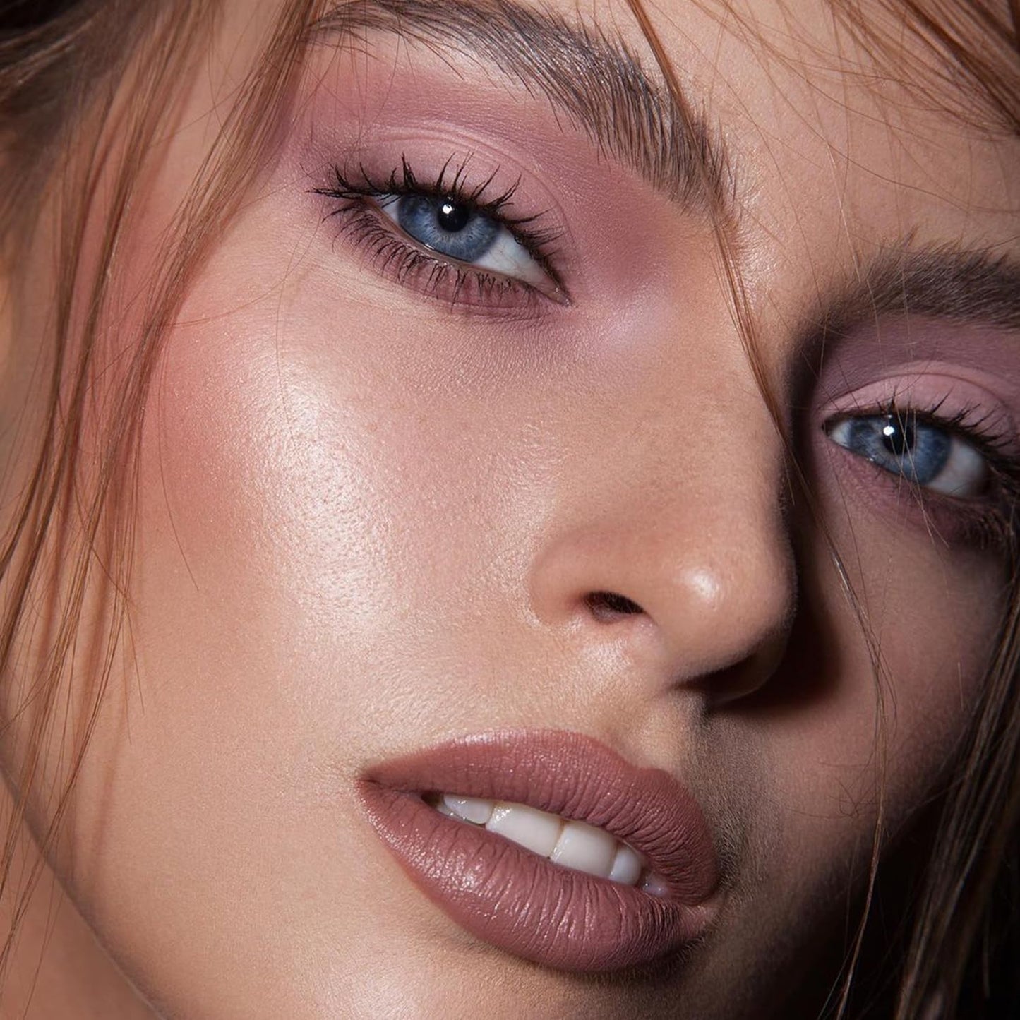 Nudes Series Mini Eyeshadow Palette, Velvety Matte Finish, 6 Nude Taupe & Brown Neutral Eye Shadows, Travel Friendly Size, Vegan, Cruelty-free,Long-lasting