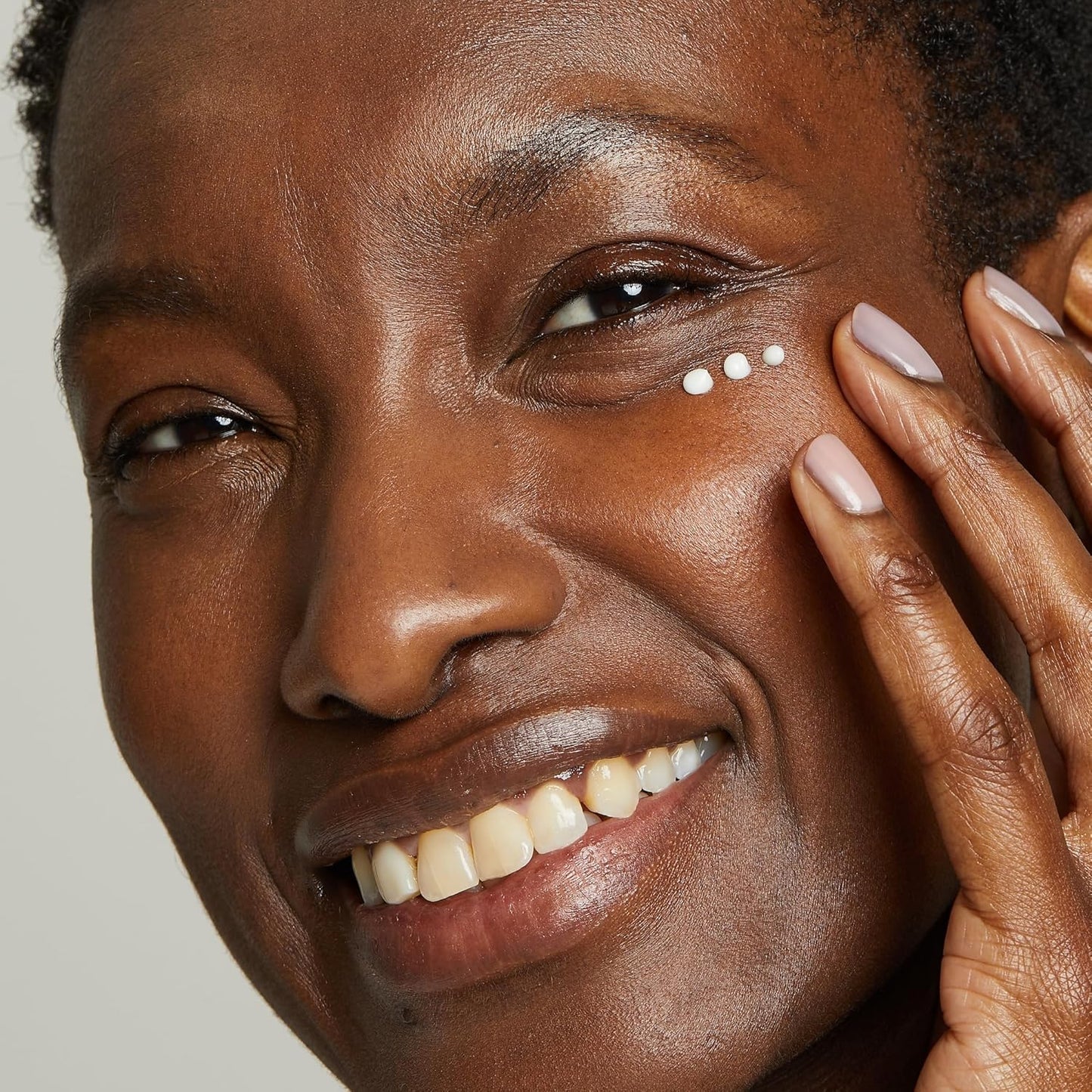 No7 Lift & Luminate Triple Action Eye Cream - Anti-Aging Under Eye Cream for Dark Circles, Puffiness & Wrinkles - Formulated with Vitamin C to Brighten and Refresh Tired Eyes (0.5 Fl Oz)